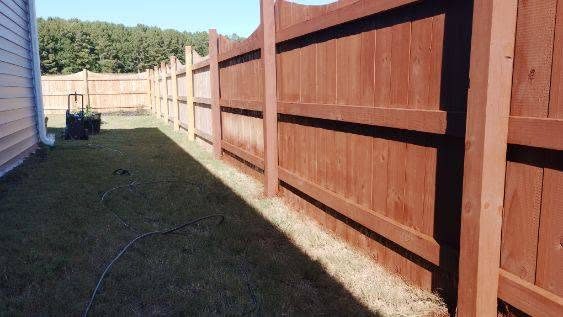 Fence Painting services in Derry, Massachusetts