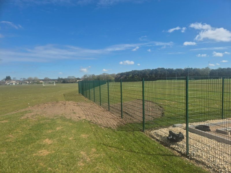 Sports Fencing services in Derry, Massachusetts